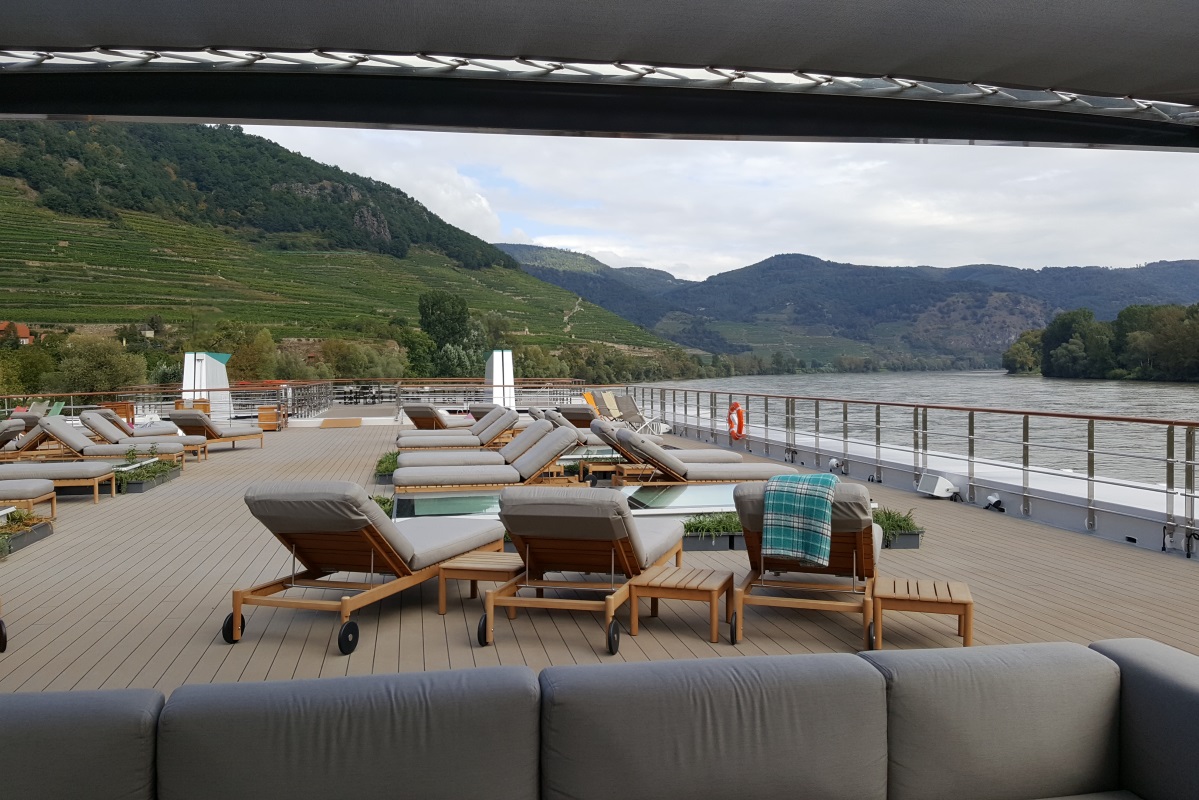 CRUCEROS FLUVIALES DE LUJO CRYSTAL CRUISES CRYSTAL MOZART CRUCEROS DE LUJO CRYSTAL RIVER CRUISES CRYSTAL MOZART RIVER CRUISES DANUBE RIVER CRUISES CRYSTAL RIVER CRUISES CRYSTAL MOZART CRUCEROS DE LUJO DANUBIO VIENNA CRUISES CRUCEROS VIENA CRUCEROS BUDAPEST CRUISES MELK CRUISES LINZ CRUISES #CrystalCruises #CrystalRiverCruises #CrystalLuxuryCruises #LuxuryTravel #LuxuryCruises #SuiteCruises #RiverCruises #SuiteRiverCruises #ViennaCruises #DanubeCruises #CrucerosDanubio #Crucerosdelujo #CrucerosFluviales #CrucerosFluvialesdeLujo